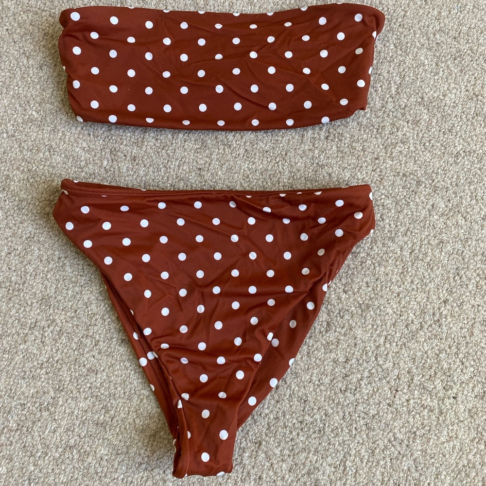 LA Hearts bikini size XS. Front and back pictures included! Polka dots!